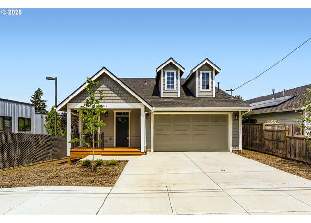 Property at 415 Pearl St, Oregon City, OR 97045, 3 beds, 2 baths