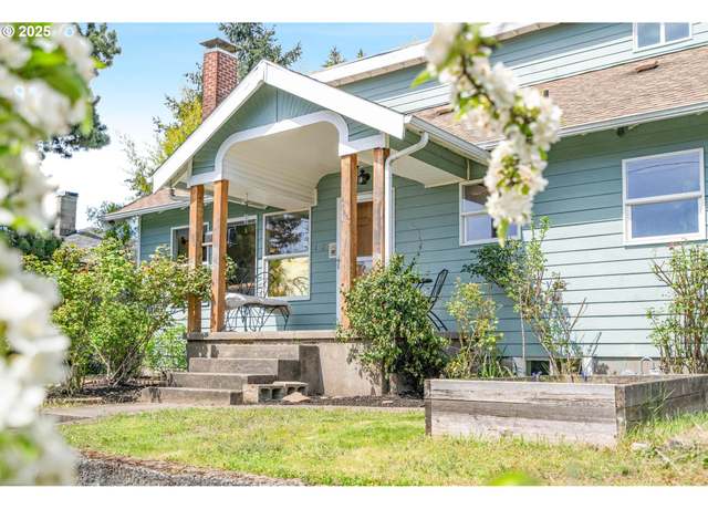 Property at 1029 N Buffalo St, Portland, OR 97217, 4 beds, 3 baths