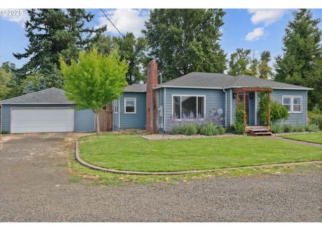 Property at 1770 SE Miller Ave, Dallas, OR 97338, 3 beds, 2 baths