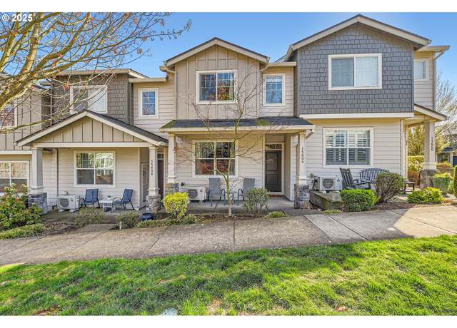 Property at 15604 SE Misty Dr, Happy Valley, OR 97086, 2 beds, 2.5 baths