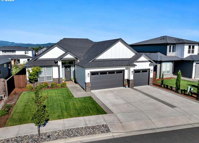 Property at 8205 NE 168th Ave, Vancouver, WA 98682, 3 beds, 2.5 baths