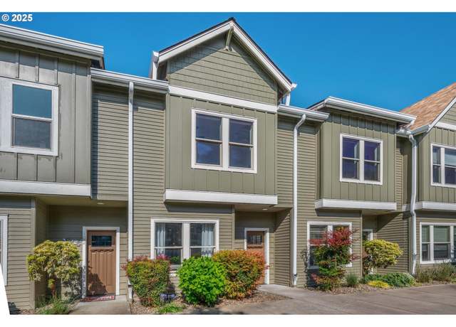 Property at 4409 NE Killingsworth St #103, Portland, OR 97218, 3 beds, 1.5 baths
