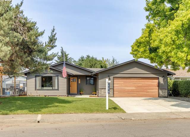 Property at 1515 Royalty Dr, Salem, OR 97301, 3 beds, 2 baths
