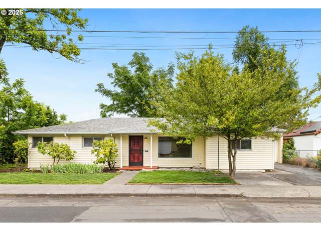 Property at 6631 SE Mitchell Ct, Portland, OR 97206, 3 beds, 1.5 baths