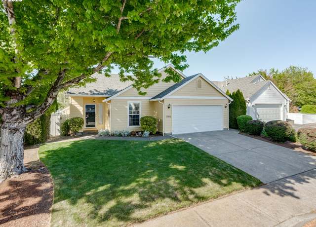 Property at 17416 SE 30th St, Vancouver, WA 98683, 2 beds, 2 baths
