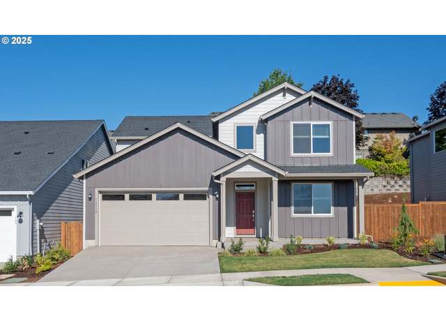 Property at 14932 SW 165th Ave, Portland, OR 97224, 4 beds, 3 baths