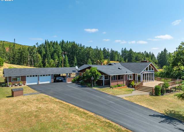 Property at 4005 Bennett Creek Rd, Cottage Grove, OR 97424, 3 beds, 3 baths