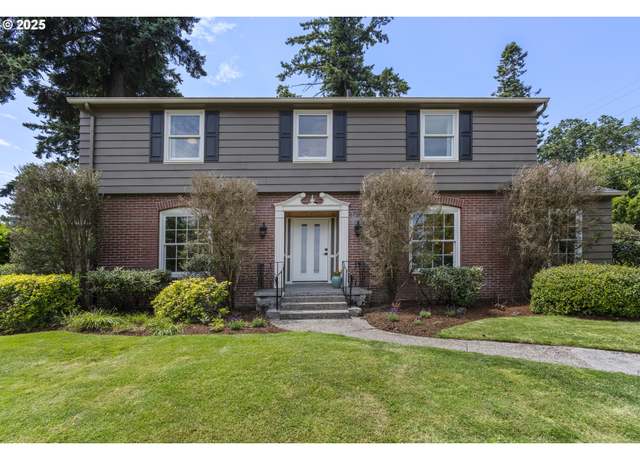 Property at 5707 SW Menefee Dr, Portland, OR 97239, 5 beds, 4 baths