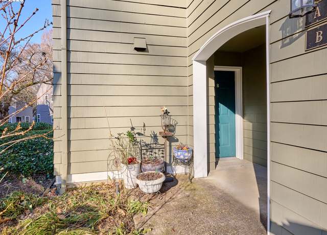 Property at 8430 SW Curry Dr Unit B, Wilsonville, OR 97070, 1 bed, 1 bath