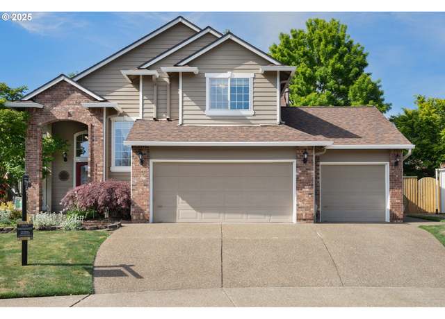 Property at 11055 SW Wishram Ct, Tualatin, OR 97062, 4 beds, 2.5 baths