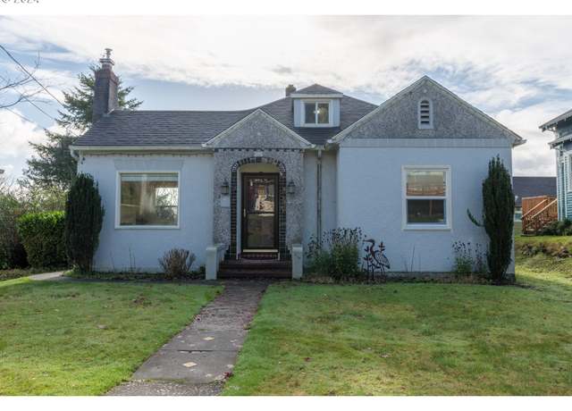 Property at 539 Mcclure Ave, Astoria, OR 97103, 3 beds, 1 bath