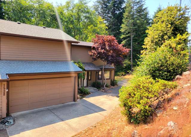 Property at 1538 Seacrest Ln, Brookings, OR 97415, 2 beds, 2 baths