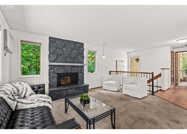 Property at 2547 Brittania Pl, Eugene, OR 97405, 3 beds, 2 baths