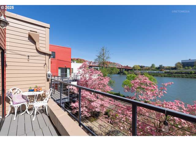 Property at 910 NW Naito Pkwy Unit I-19, Portland, OR 97209, 2 beds, 1 bath