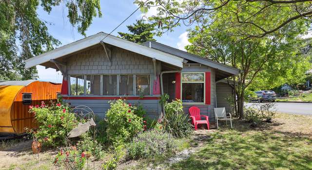 Photo of 317 E 14th St, The Dalles, OR 97058