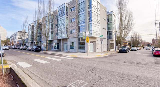 Photo of 910 SE 42nd Ave #200, Portland, OR 97215