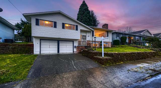 Photo of 10818 SE Clay St, Portland, OR 97216