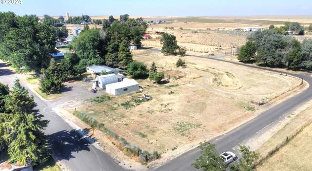 Photo of 404 NW Second St, Grass Valley, OR 97029