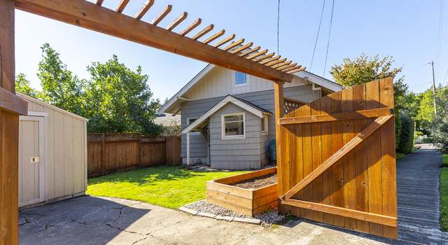 Photo of 2564 NE 45th Ave, Portland, OR 97213