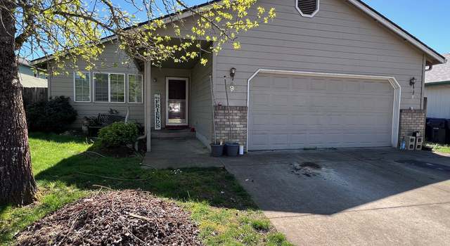 Photo of 597 Nicholas Dr, Springfield, OR 97477