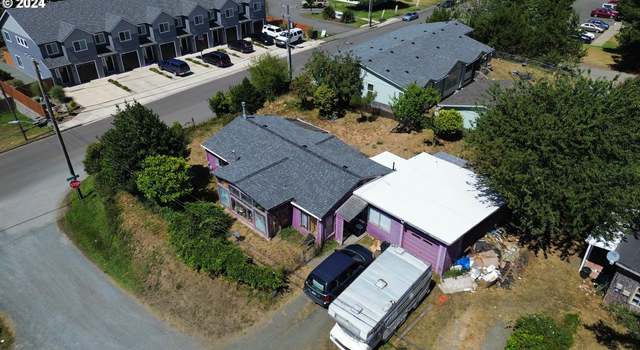 Photo of 1616 Lund Ave, Coos Bay, OR 97420