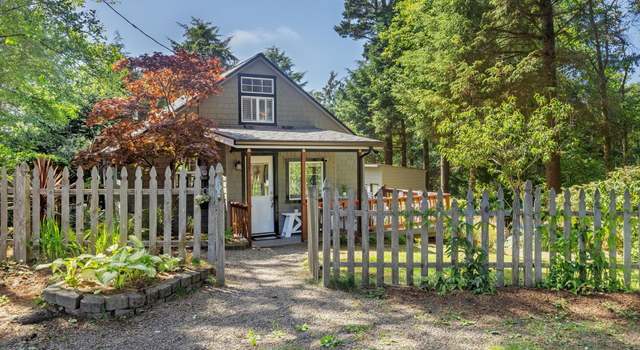 Photo of 155 SE Hazelton Ave, Depoe Bay, OR 97341