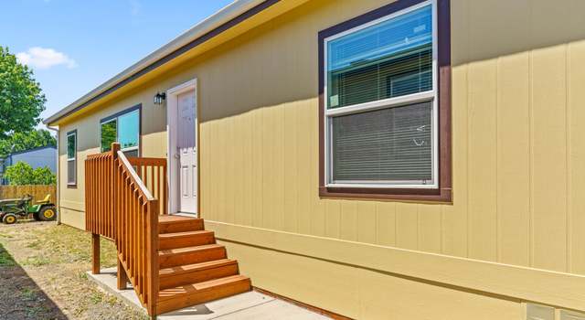 Photo of 1025 S 6th St #83, Harrisburg, OR 97446