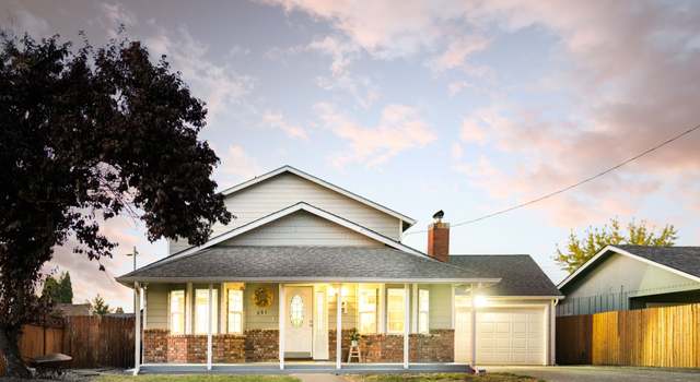 Photo of 551 W B St, Lebanon, OR 97355