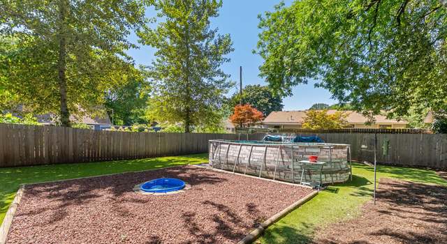 Photo of 9065 SW Center St, Portland, OR 97223