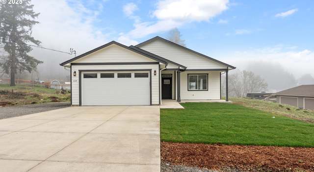 Photo of 220 NE 7th Ave, Mill City, OR 97360