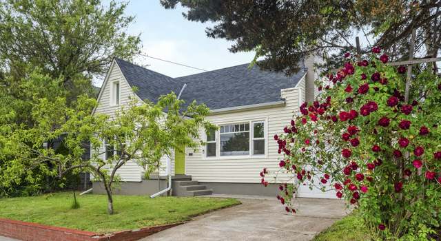 Photo of 5107 SE Bush St, Portland, OR 97206