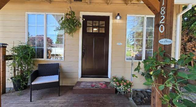 Photo of 1820 Filbert St, Forest Grove, OR 97116