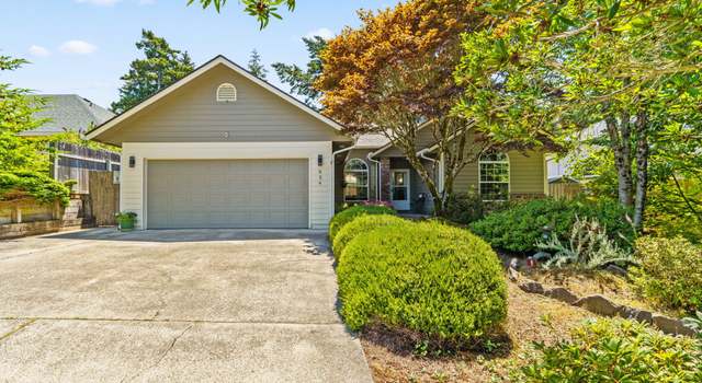 Photo of 834 8th St, Florence, OR 97439