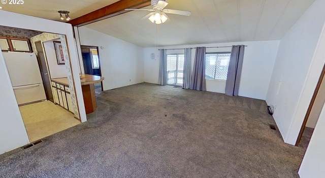 Photo of 1005 Shadow Ranch Ln, Roseburg, OR 97470