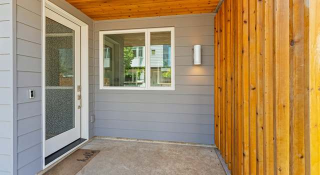 Photo of 6622 SE 62nd Ave, Portland, OR 97206
