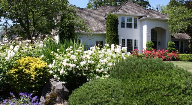 Photo of 5529 Westfield Ct, Lake Oswego, OR 97035