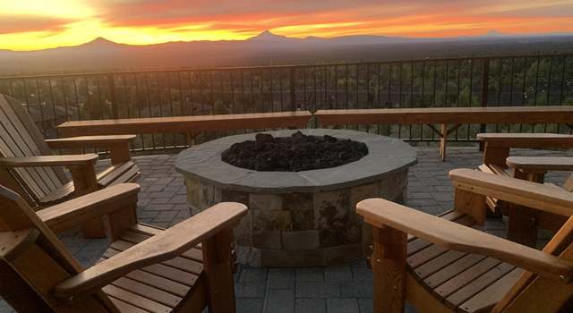 Photo of 914 Highland View Loop, Redmond, OR 97756
