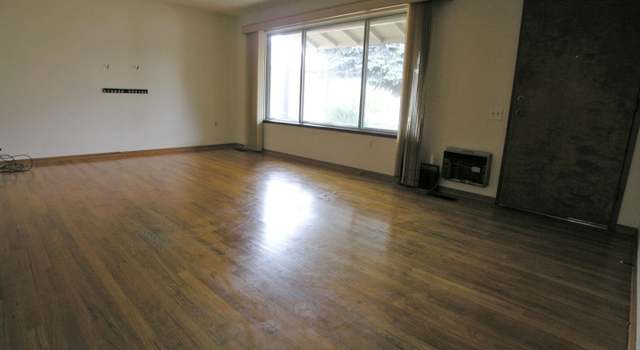 Photo of 16065 SW Queen Victoria Pl, King City, OR 97224