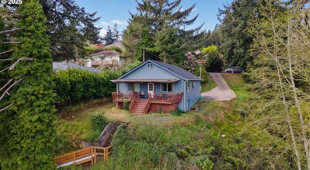 Photo of 831 S 11th St, Coos Bay, OR 97420