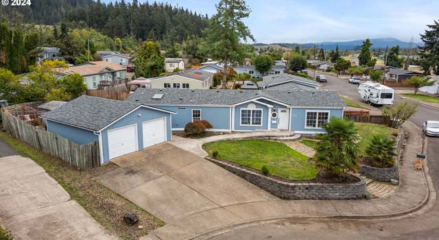 Property at 1083 S 59th St, Springfield, OR 97478, 3 beds, 2 baths