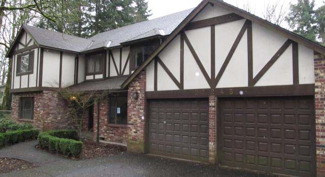 Photo of 17245 SE Jennings Crest Ln, Milwaukie, OR 97267