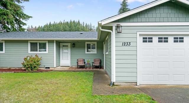 Photo of 1233 S Water St, Silverton, OR 97381