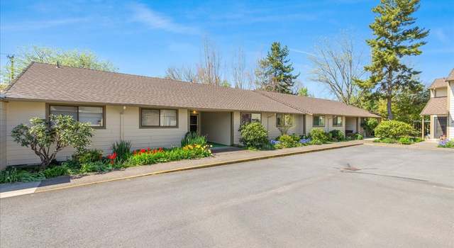 Photo of 1100 N Meridian St #2, Newberg, OR 97132