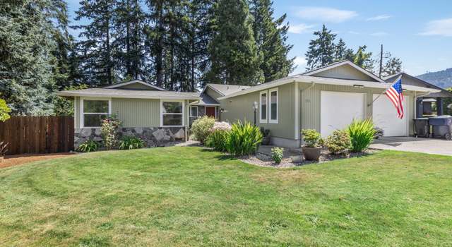 Photo of 311 S 68th Pl, Springfield, OR 97478
