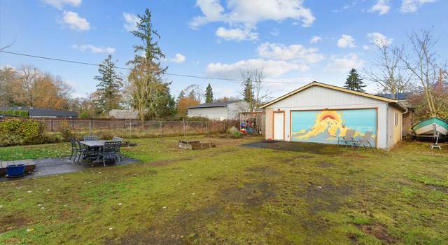 Photo of 10255 SE Mitchell St, Portland, OR 97266