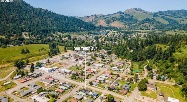 Photo of 380 3rd Ave, Powers, OR 97466