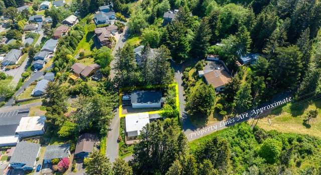 Photo of 94191 Seaview Ln, Gold Beach, OR 97444
