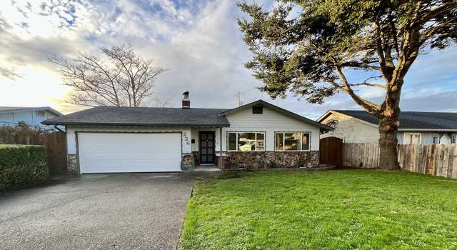 Photo of 226 S Wall St, Coos Bay, OR 97420