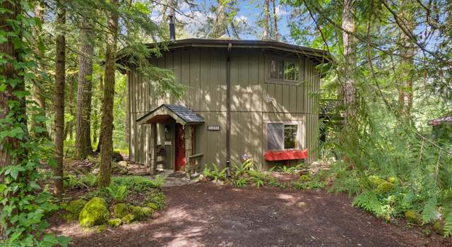 Photo of 64658 E Sandy River Ln, Rhododendron, OR 97049