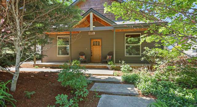 Photo of 7226 5th St, Mt Hood Prkdl, OR 97041